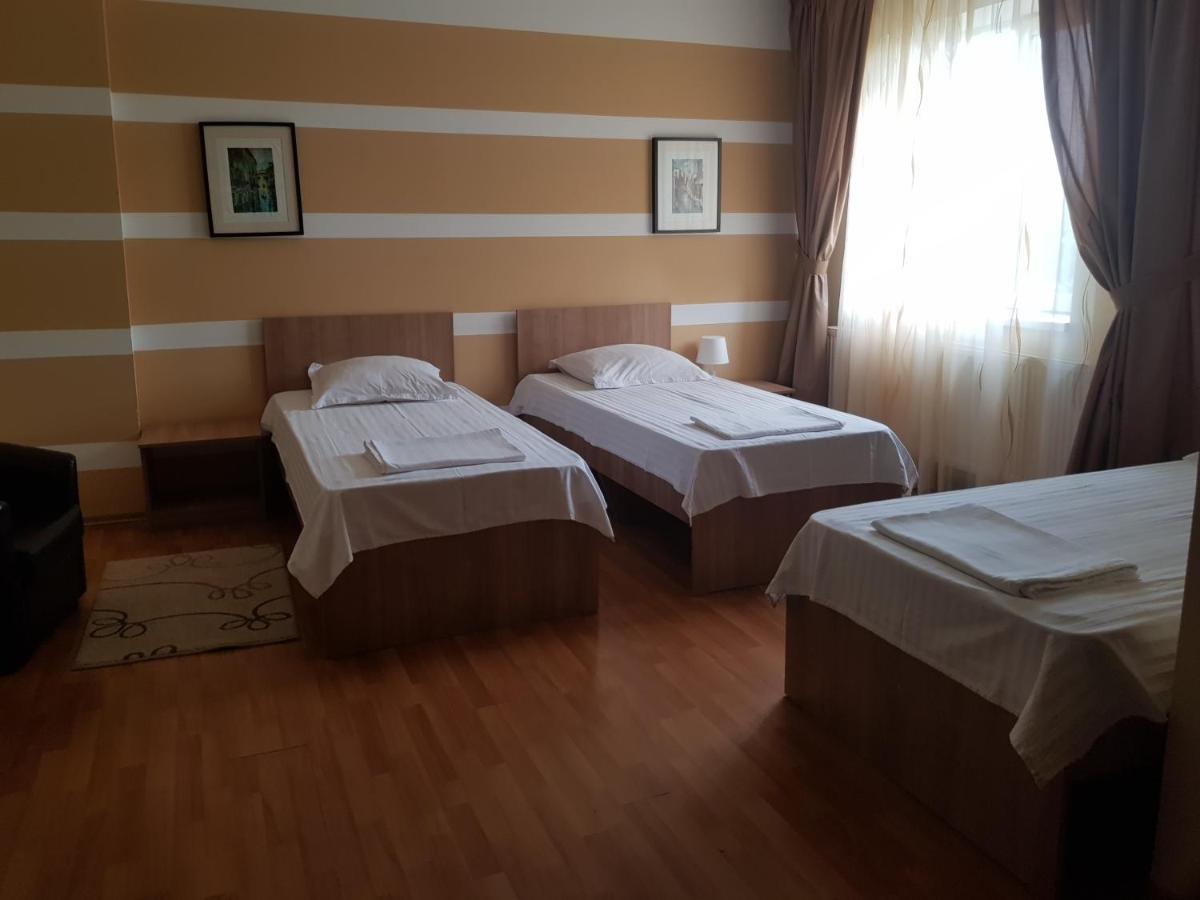 Hotel Pandora Sport Fokszany Zewnętrze zdjęcie